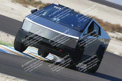 media/Nov-08-2025-Speed Ventures (Sat) [[1c7a6332f5]]/TC A/Session 1 (Turn 3)/